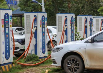 Çin’deki Elektrikli Araç Şarj Noktası Sayısı 3 milyon 980 bine Ulaştı