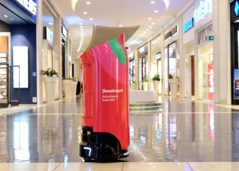 Yemeksepeti’nin Yemek Teslimat Robotu YEBO, Akasya’da Hizmete Başladı