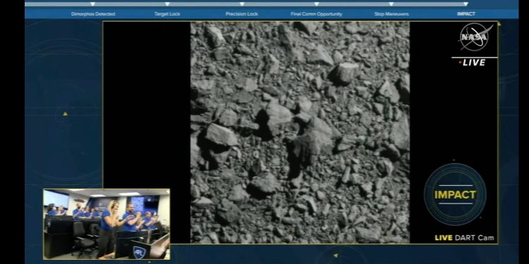 NASA İlk Defa Bir Astreoidi Vurma Testi Yaptı