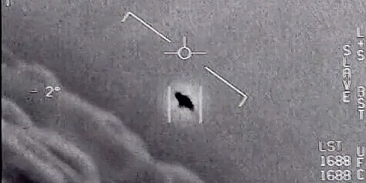Ukraynalı Gökbilimciler Kiev Üzerinde Yüzlerce UFO Olduğunu Söyledi