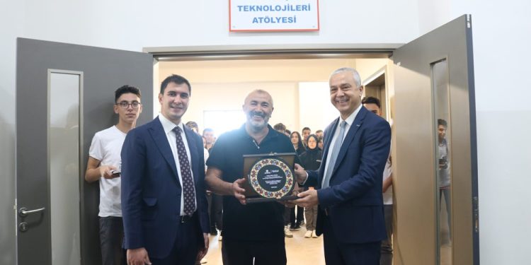 Smart Güneş Teknolojileri, Özel Adem Ceylan Final Teknik Koleji İle Yeşil Çalışanlar Yetiştirecek