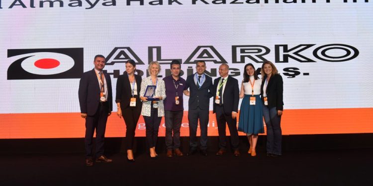 Dijital Dönüşüme Bütünsel Bakış: Digital Experience Summit’22