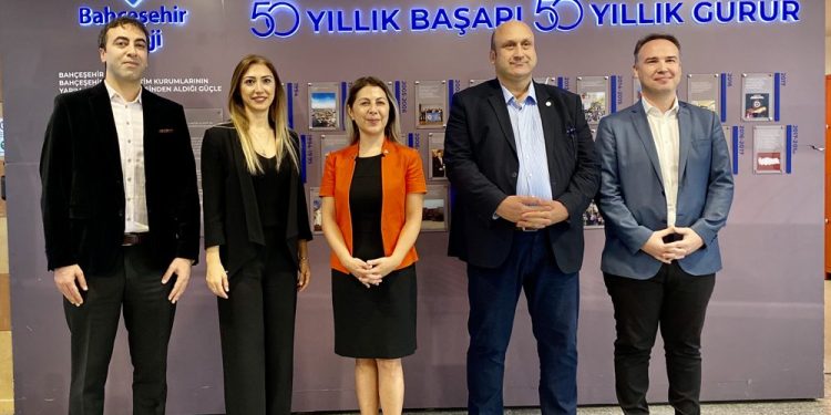 Bahçeşehir Koleji Dijital Girişimcilik Kulübü Kurdu