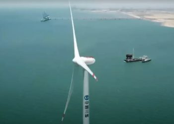 Çin, 252 metre Çapa Sahip Dünyanın En Büyük Rüzgar Türbinini İnşa Etti