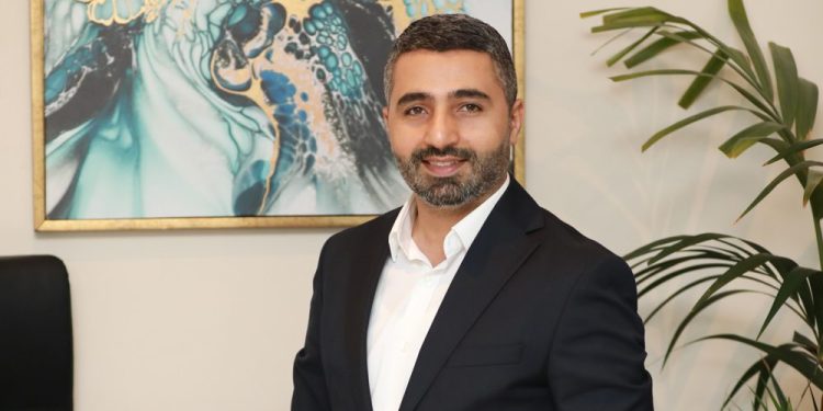 Kur ve Fiyat Artışları Tüketiciyi Yenilenmiş Cep Telefonlarına Yöneltti