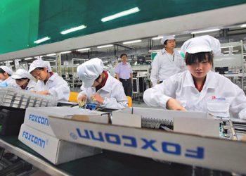 Apple, Google ve Microsoft Üretimlerini Çin’den Vietnam’a Yönlendiriyor