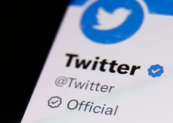 Twitter “Mavi Tık” Onayını Yine Erteledi