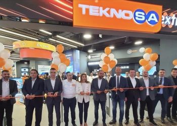 Teknosa Müşteri Odaklı Yeni Konsept Mağazasını Nata Vega Outlet AVM’de açtı