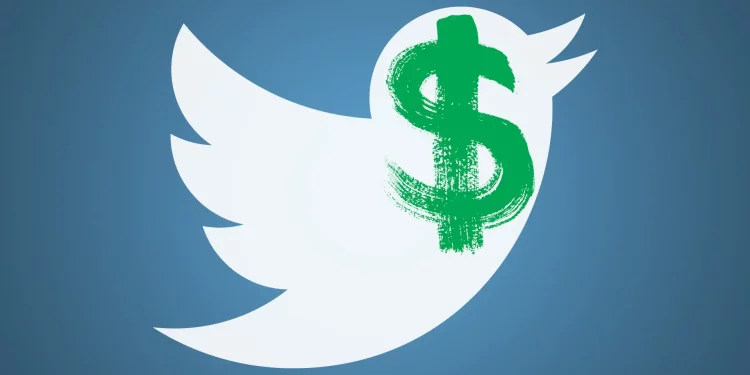 Musk, Twitter’ı Tamamen Paralı Hale Getirmeyi Bile Tartışıyor