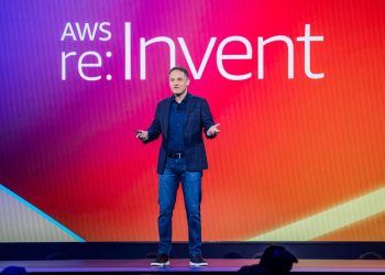 AWS, Kullandığından Daha Fazla Suyu Toplumlara Geri Kazandırarak 2030 Yılına Kadar Su Pozitif Olmayı Taahhüt Ediyor