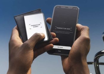 Ledger Stax: Tony Fadell Tasarladı, Ledger Üretti