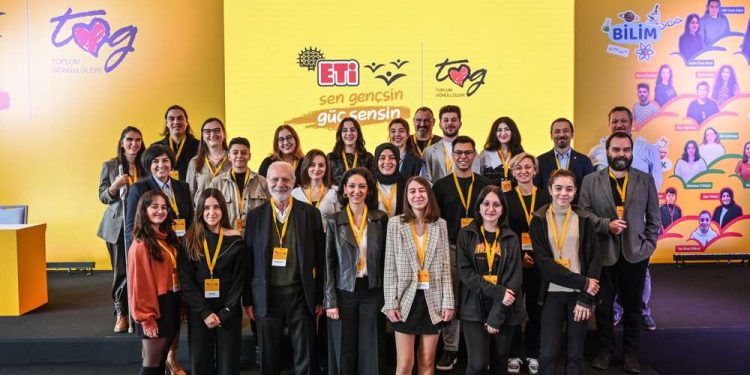 Eti’nin ‘Sen Gençsin, Güç Sensin’ Projesi Gençlerin Hayallerini Desteklemeye Devam Ediyor