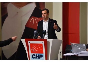 CHP Genel Başkan Yardımcısı Ahmet Akın, CHP Afet Koordinasyon Merkezi Çalışmalarına Dair Açıklama Yaptı