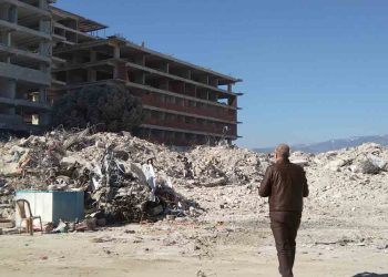 CHP’li Sertel Bakan Kurum’a Sordu: “Atık Yönetim Planınız Var Mı Enkazlardan Çıkan Atıkları Nereye Döktünüz?”