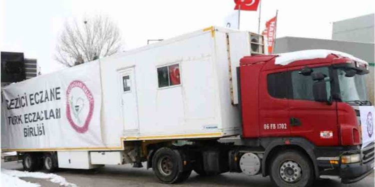 Deprem Bölgesinde 25 Sahra Eczanesinden Ücretsiz İlaç Temin Ediliyor