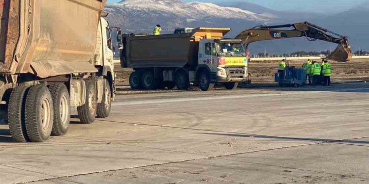 İGA İstanbul Havalimanı Ekipleri Hatay Havalimanı’nı Onarıyor