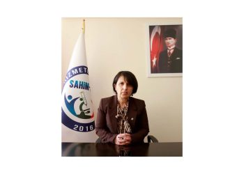 Sağlıkçılar Depremde De En Ön Saftaydı: “Tüm Eksiklere Ve Yanlışlara Rağmen Durmadan Merhem Olmaya Çalıştık”