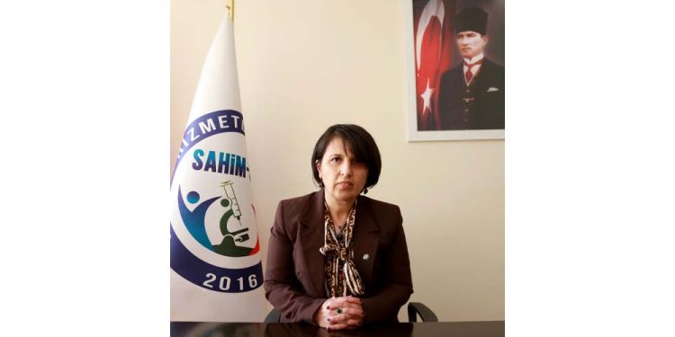 Sağlıkçılar Depremde De En Ön Saftaydı: “Tüm Eksiklere Ve Yanlışlara Rağmen Durmadan Merhem Olmaya Çalıştık”