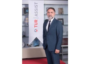 Tur Assist Yüzlerce Çekici ve Vinci Deprem Bölgesine Seferber Etti