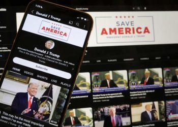 Trump, 2 Yıllık Yasağın Ardından YouTube ve Facebook’a Geri Döndü