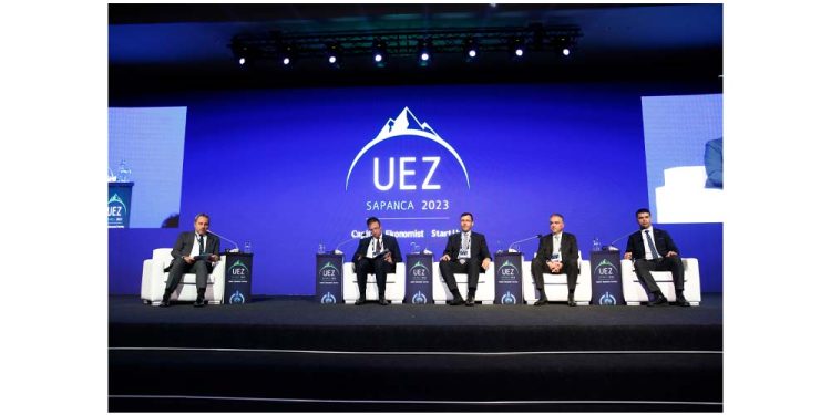 UEZ 2023’te Türk Savunma Sanayiinin Değer Yaratan Projeleri Ele Alındı