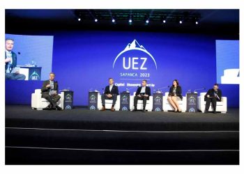 UEZ 2023’te Türk Şirketlerin Global Arenadaki Başarısı İçin Gereken Stratejiler Konuşuldu