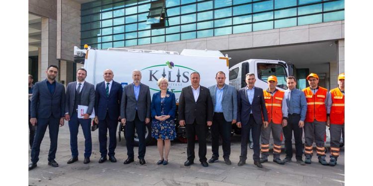 UNDP Ve İngiltere, Deprem Bölgesinde Atık Yönetimi İçin İşbirliği Yaptı