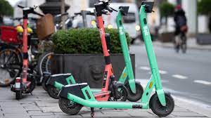 Parisliler, e-Scooter’ların Yasaklanmasını İstedi, 1 Eylülden Sonra Yok Olacaklar