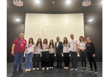 Darüşşafaka Robot Takımları Başarıya Doymuyor