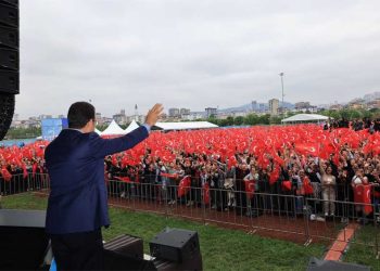 İmamoğlu’ndan Vatandaşlara “Firesiz Oy Çağrısı”