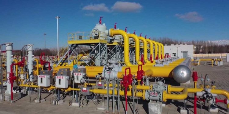 Kuşak ve Yol Güzergahında 6.8 milyar Dolarlık Enerji Projesi Hayata Geçirilecek