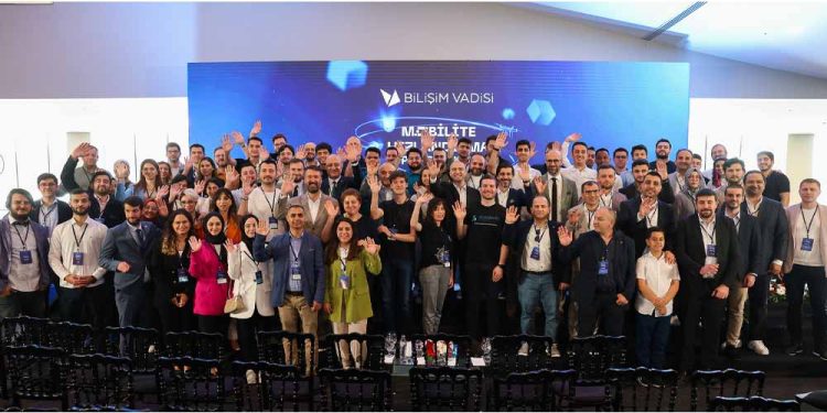 Bilişim Vadisi Mobilite Hızlandırma Programı’nda Gerçekleşen Demoday Girişimciler İle Yatırımcıları Buluşturdu