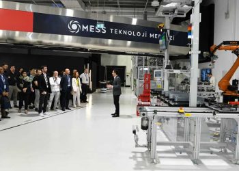 MEXT Sanayide Yapay Zekâ Kullanımına Dair 23 Farklı Senaryo İle Yol Gösteriyor