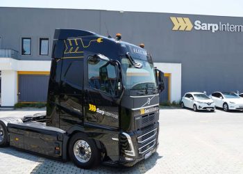 Yüzde Yüz Elektrikli Tır Türkiye Yollarında