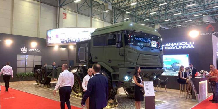 Anadolu Savunma, IDEF Fuarında Taktik Tekerlekli Araç Modelleri İle Boy Gösterdi