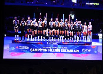 Cumhuriyet’in 100. Yılında “Filenin Sultanları” Tarih Yazdı