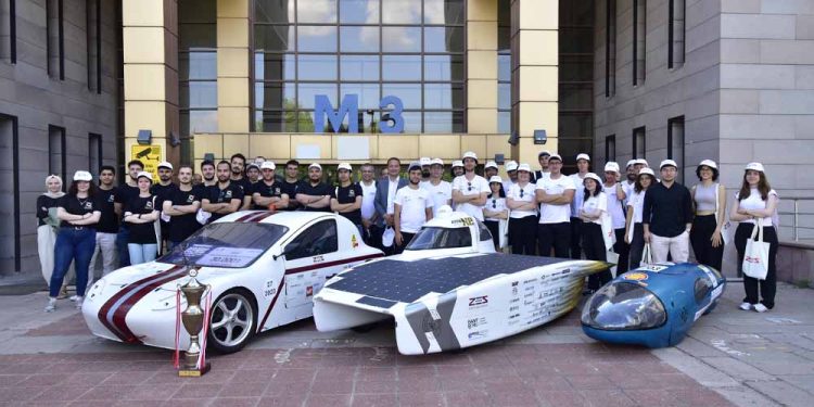 İTÜ ZES Güneş Arabası Ekibi Avustralya World Solar Challenge Öncesi Türkiye Turuna Çıktı