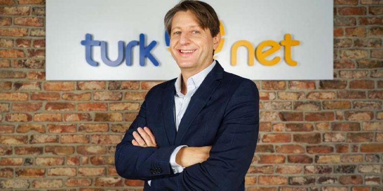 TurkNet, Akıllı Wi-Fi Hizmeti SmartFi’i Tanıttı