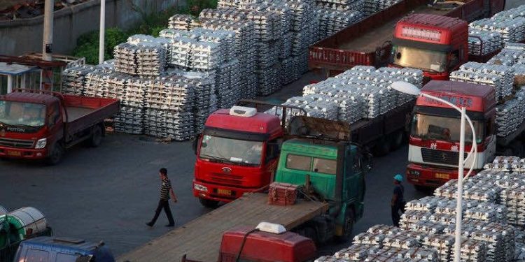 Çin, 30 Milyondan Fazla Eski Model Kamyonu Trafikten Çekti