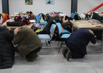 Tüm Türkiye’de Deprem Anı, Çök-Kapan-Tutun Tatbikatı Yapıldı