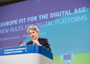 AB, Amerikalı Big Tech için “Kapıyı Tutan” Tanımı Yaptı, Çinli Big Tech için Tartışıyor