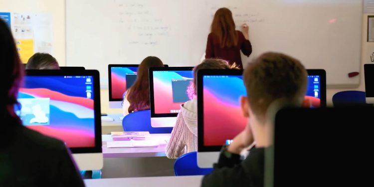 Yeditepe Üniversitesi Bilgisayar ve Bilişim Bilimleri Fakültesi Açıldı