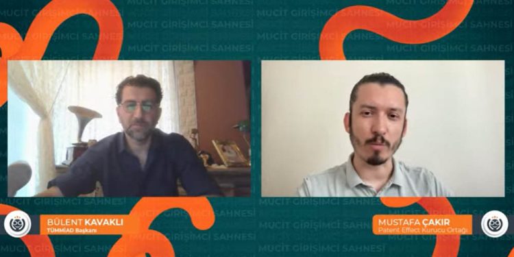 Mucitler Sahneye Çıktı