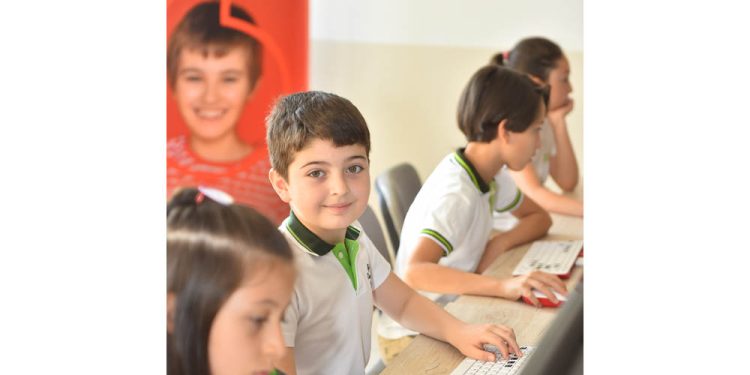 Vodafone’un “Bu Atıklar Kod Yazıyor” Projesine Yemeksepeti’nden Destek