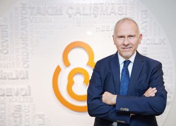ebebek Halka Açılıyor