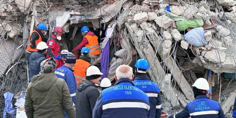 Dicle Elektrik’in Arama Kurtarma Ekibi DAK, AFAD’dan Akredite Oldu