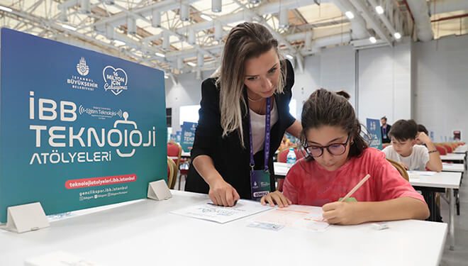 İBB Teknoloji Atölyeleri ‘ne Yoğun İlgi