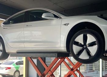 “İkinci El Elektrikli Araç Satın Alırken Çarpılmayın”