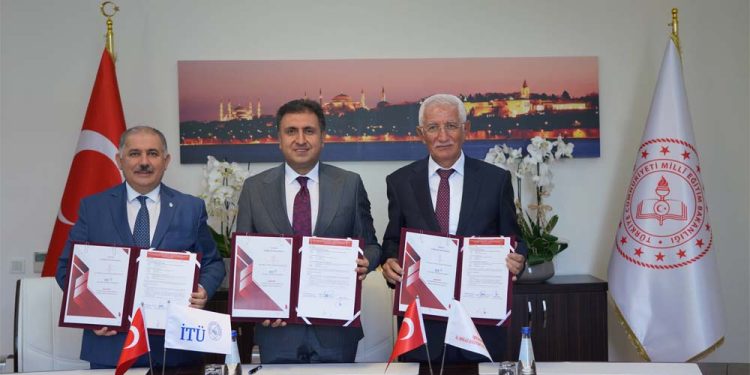 İstanbul İl Milli Eğitim Müdürlüğü, İTÜ Ve Uyumsoft, Teknolojik Zekâya Sahip Liseli Öğrencileri Yetiştirme Programı İçin İş Birliği Yaptı