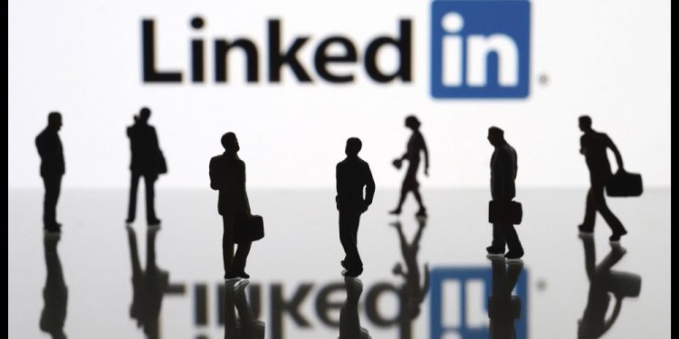 Dünyada 8 Kişiden Biri Linkedin’de İş Buluyor